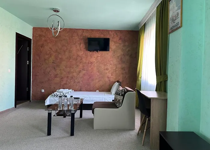 Complex Monaco & Casino *